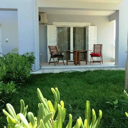 With Gardens Apartmán Lefkáda