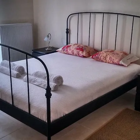 With Gardens شقة Lefkáda