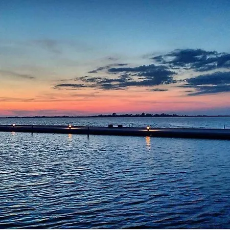 With Gardens Lefkáda