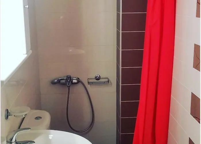 With Gardens Daire *